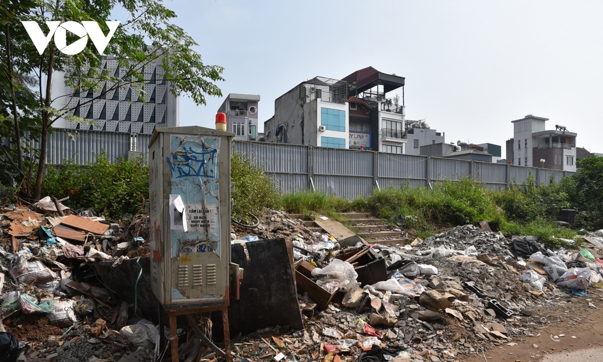 Dự án mở rộng đường Âu Cơ - Nghi Tàm: Dân khốn khổ nạn rác thải, ô nhiễm khí bụi - Ảnh 11.