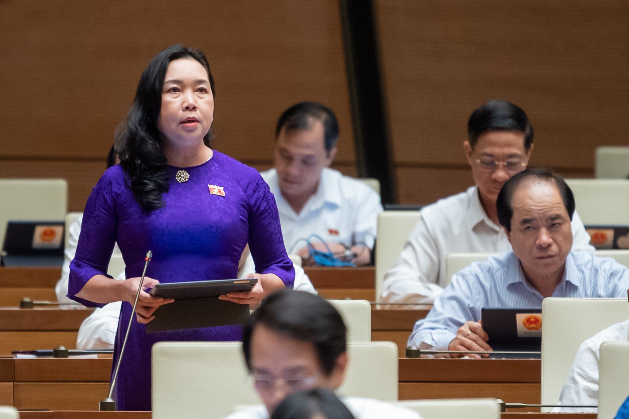 &quot;Nữ sinh tham gia bạo lực ngày càng nhiều khiến chúng tôi rất lo lắng&quot; - Ảnh 2.