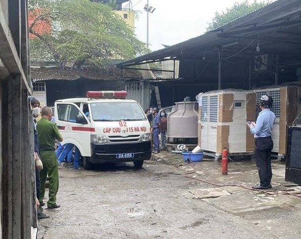 Nhân chứng kể lại vụ nổ ở Hà Nội: &quot;Có người bị đứt lìa chân&quot; - Ảnh 1.