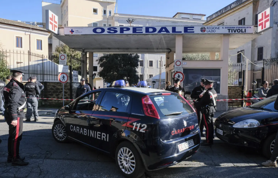 Cháy bệnh viện gần thủ đô Rome của Italy, ít nhất ba người thiệt mạng - Ảnh 3.