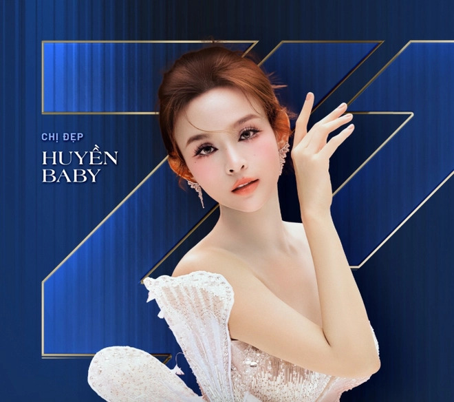 Huyền Baby hát karaoke khoe giọng hát thật, Hà Kino song ca bên cạnh như tắt điện - Ảnh 1. Huyền Baby hát karaoke khoe giọng hát thật, Hà Kino song ca bên cạnh như tắt điện - Ảnh 1.