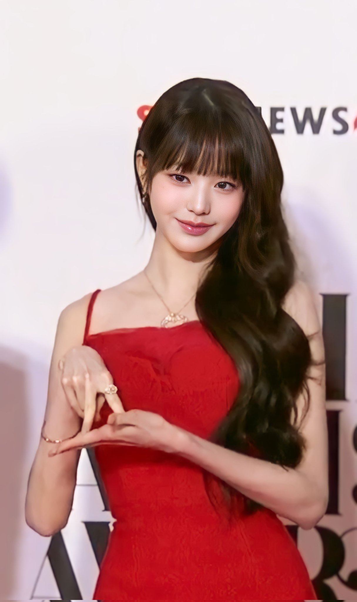 Siêu thảm đỏ AAA 2023: Jang Won Young chấp camera thường, nam thần gen 2 Jae Joong - Suho so đọ visual cực gắt- Ảnh 2. Siêu thảm đỏ AAA 2023: Jang Won Young chấp camera thường, nam thần gen 2 Jae Joong - Suho so đọ visual cực gắt- Ảnh 2.