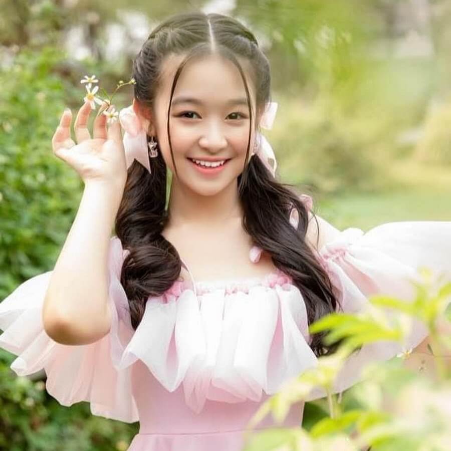 Người thân hé lộ Bảo Ngọc (Gia đình là số 1) tâm lý hoảng loạn, đòi tự tử sau lùm xùm với YouTuber nổi tiếng- Ảnh 6. Người thân hé lộ Bảo Ngọc (Gia đình là số 1) tâm lý hoảng loạn, đòi tự tử sau lùm xùm với YouTuber nổi tiếng- Ảnh 6.