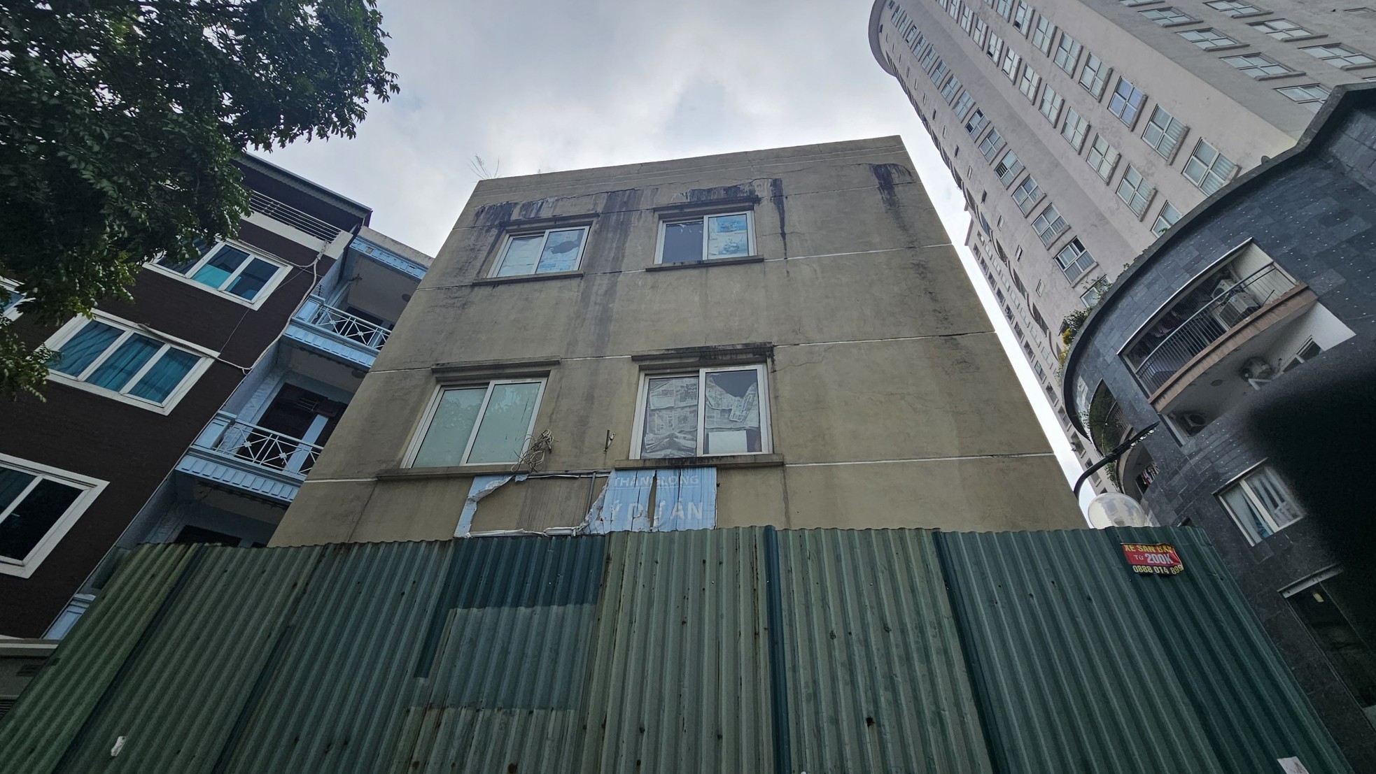 Hà Nội lên tiếng việc chậm xử lý chung cư biến tầng kỹ thuật thành căn hộ và văn phòng - Ảnh 12. Hà Nội lên tiếng việc chậm xử lý chung cư biến tầng kỹ thuật thành căn hộ và văn phòng - Ảnh 12.