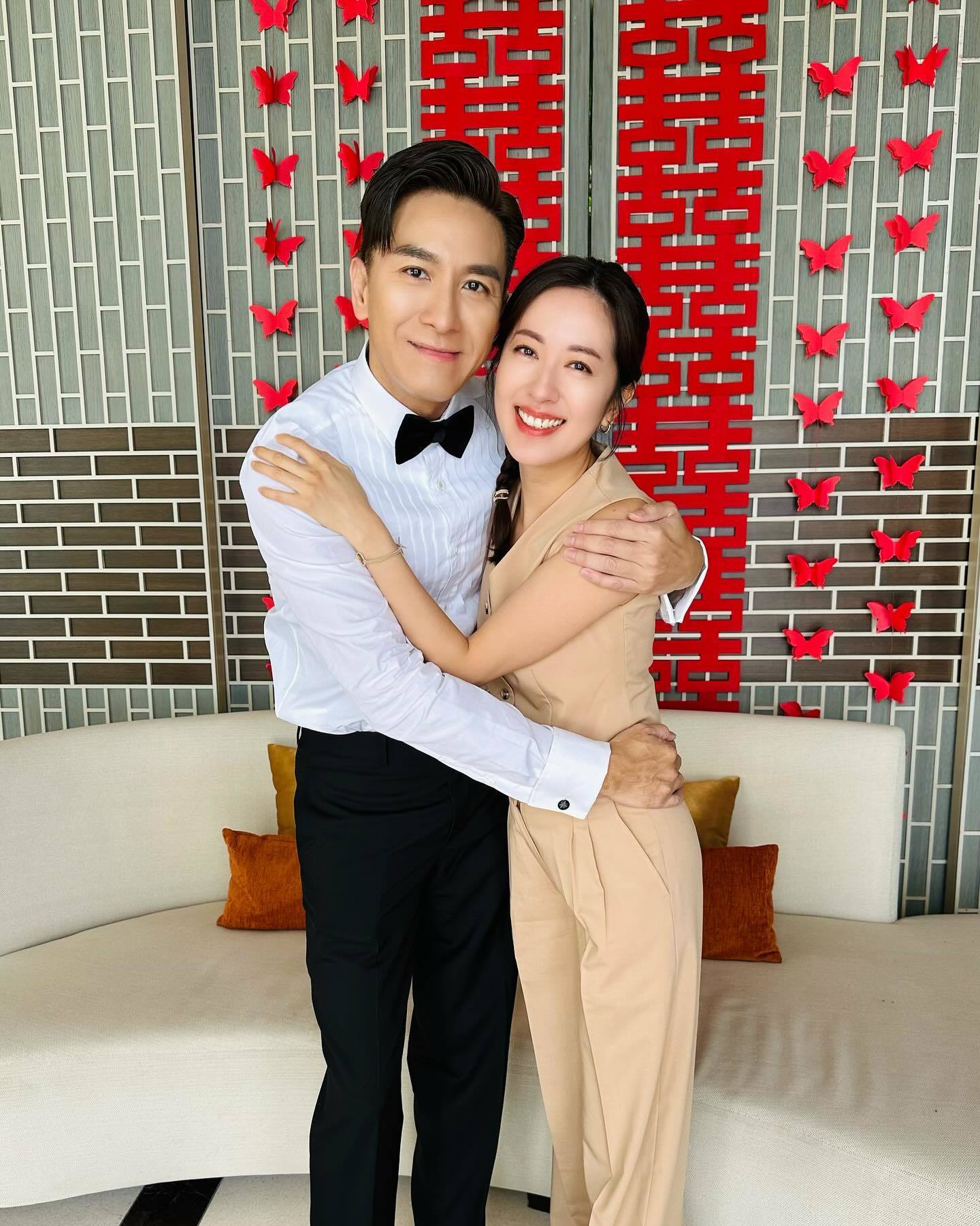 Mã Quốc Minh &quot;khóa môi&quot; bà xã cực ngọt trong hôn lễ, dàn sao TVB rơi nước mắt vì hạnh phúc cho chú rể- Ảnh 12.
