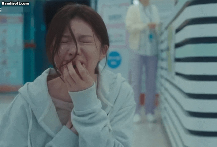 Mỹ nhân đẹp hoàn hảo nhất Hàn Quốc diễn xuất bùng nổ ở phim mới: Khóc cào xé ruột gan làm khán giả đau lòng- Ảnh 1.