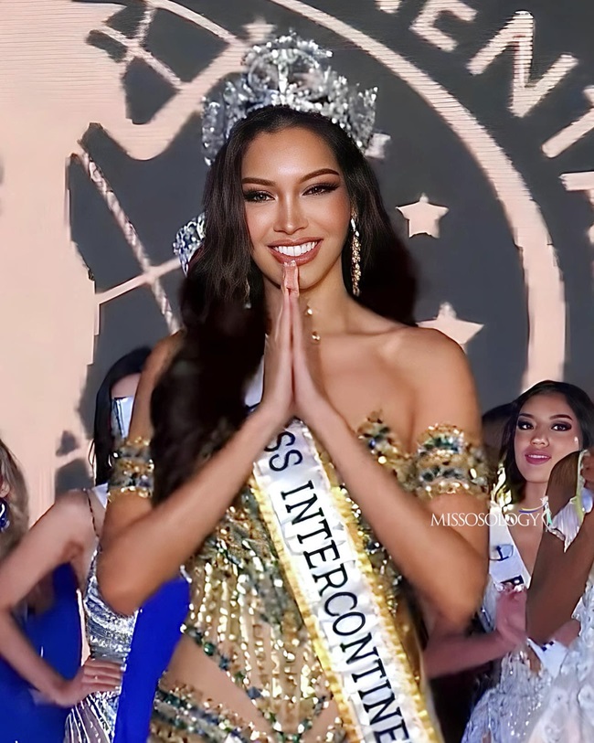 Tân Miss Intercontinental 2023: Sở hữu chiều cao gần 1m80 với đường cong quyến rũ, từng là người đẹp dưới trướng ông Nawat- Ảnh 1.