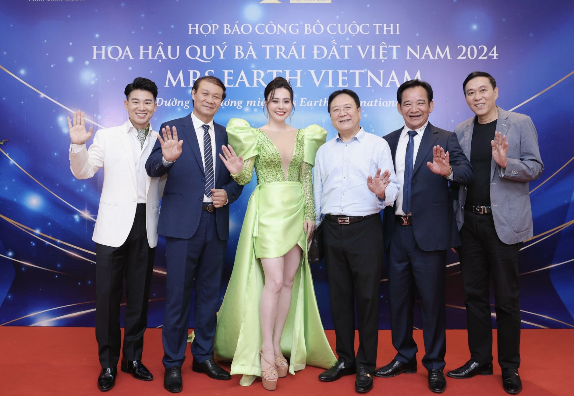 “Vợ chồng” Hoa hậu Phan Kim Oanh - Quang Tèo chấm thi Mrs Earth Vietnam 2024- Ảnh 6.