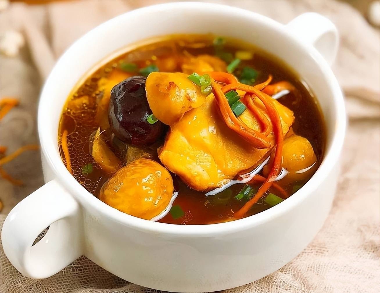 5 món ngon mùa đông giúp bổ khí huyết, tránh lạnh tay chân