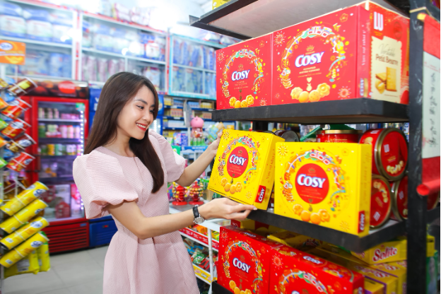 Thông điệp ý nghĩa Cùng Kinh Đô, Tết vui chuyện sum vầy của Mondelez Kinh Đô - Ảnh 1.