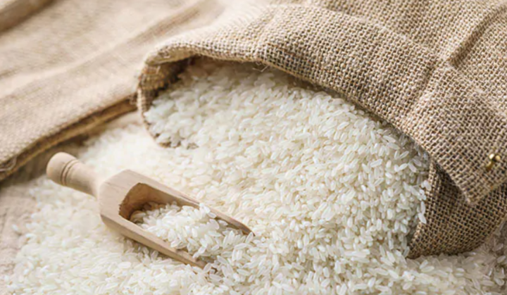 Mua gạo thì nên mua theo cân hay mua theo bao? - Ảnh 2.