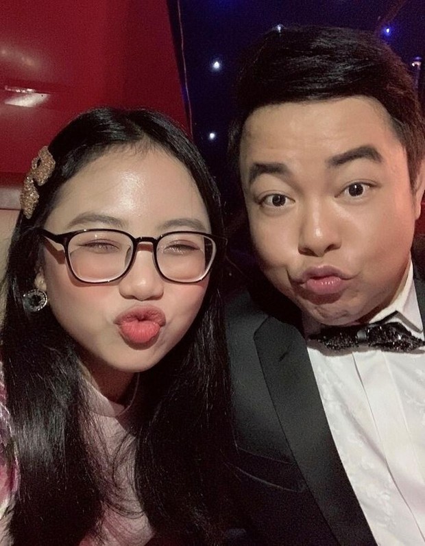 Sao nữ Vbiz và cha nuôi vướng tin bất hoà: Từng chủ động tách khỏi công ty, mối quan hệ hiện ra sao?- Ảnh 4. Sao nữ Vbiz và cha nuôi vướng tin bất hoà: Từng chủ động tách khỏi công ty, mối quan hệ hiện ra sao?- Ảnh 4.