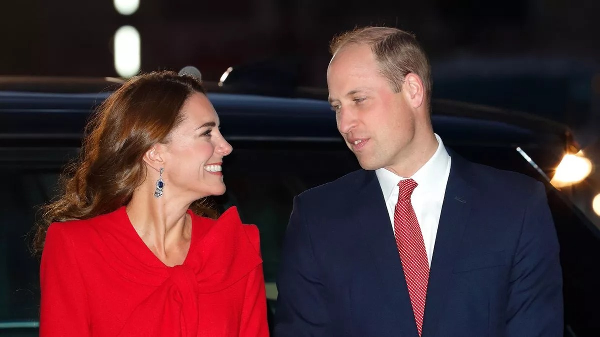 Vì sao Thân vương William không bao giờ đeo nhẫn cưới dù Vương phi Kate luôn mang nhẫn bên mình?- Ảnh 1.