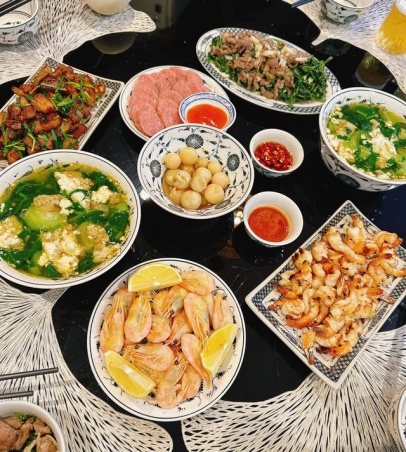 Loạt mâm cơm nhà Phương Oanh nấu cho Shark Bình gây bão: Hé lộ lý do đàn ông thành đạt thích vợ giỏi bếp núc - Ảnh 3.