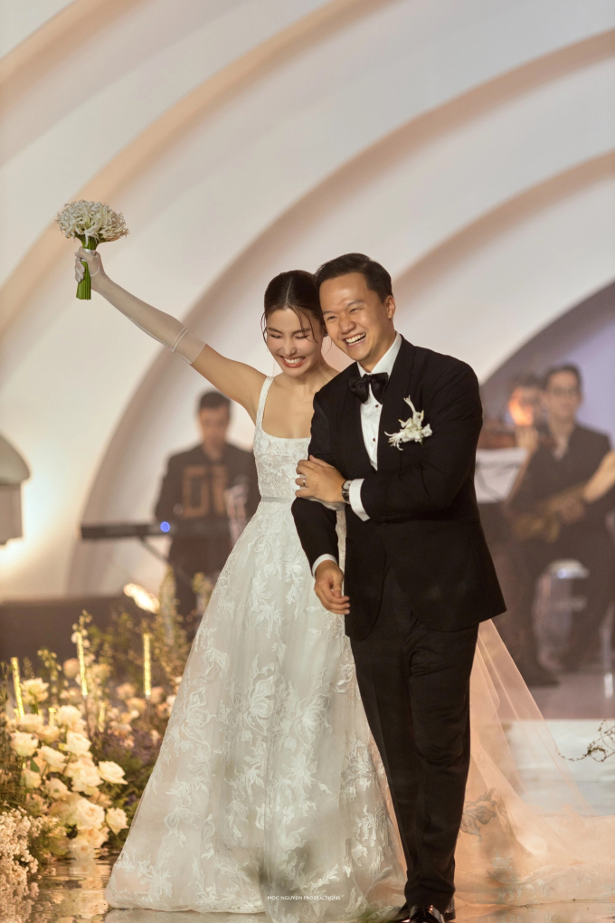 Một sao Việt vắng mặt trong đám cưới Diễm My 9X dù thân thiết, netizen lại rộ nghi vấn &quot;nghỉ chơi&quot; - Ảnh 1.