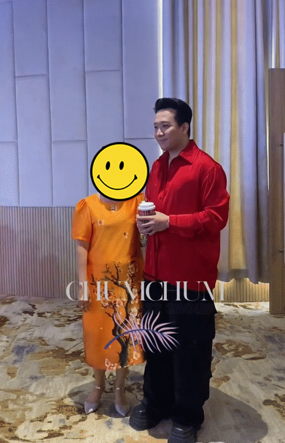 Thực hư clip Trấn Th&agrave;nh hất tay từ chối chụp ảnh với kh&aacute;n giả tại sự kiện- Ảnh 1.