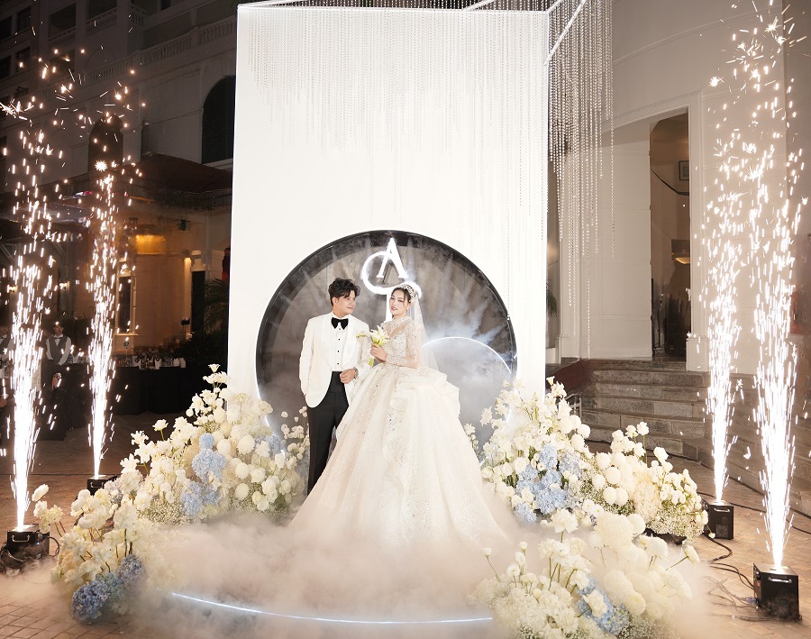 Lộ diện cô dâu trong đám cưới ở Ba Đình Hà Nội, từng đạt top cao trong các cuộc thi nhan sắc- Ảnh 3.