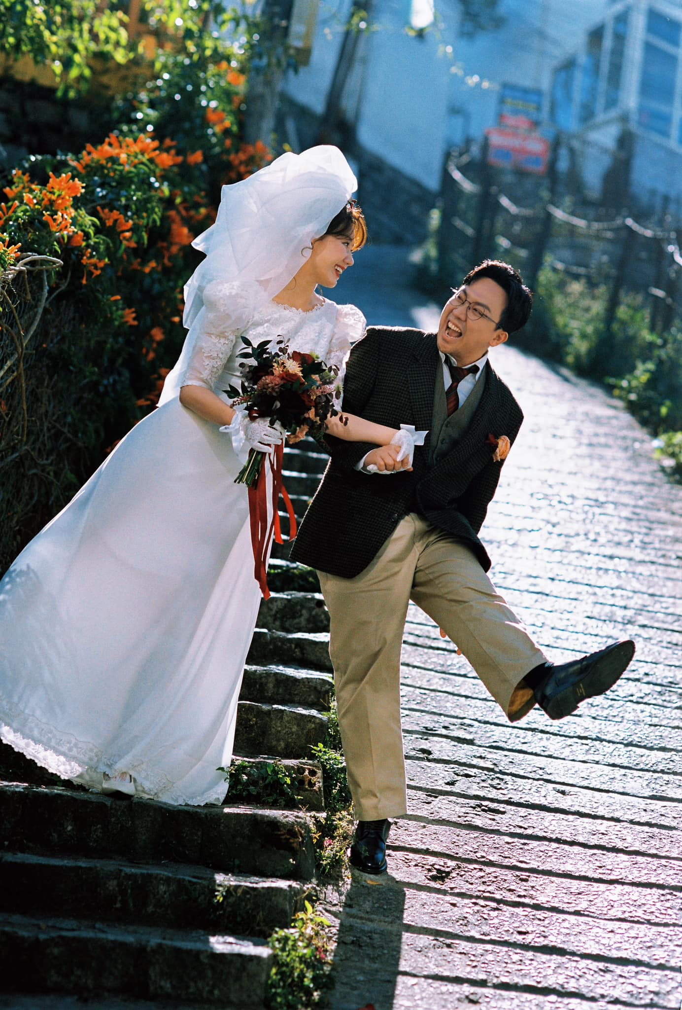 Soi loạt địa điểm Đà Lạt trong bộ ảnh cưới của Trấn Thành - Hari Won: Toàn nơi quen thuộc mà lên ảnh quá &quot;ảo&quot;- Ảnh 14.