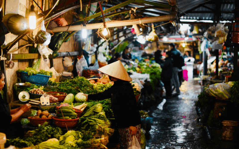 Chị em đi chợ nên nhớ, trời lạnh người bán rau không dám ăn 6 loại rau này, tuy rẻ nhưng cực hại sức khoẻ - Ảnh 1.