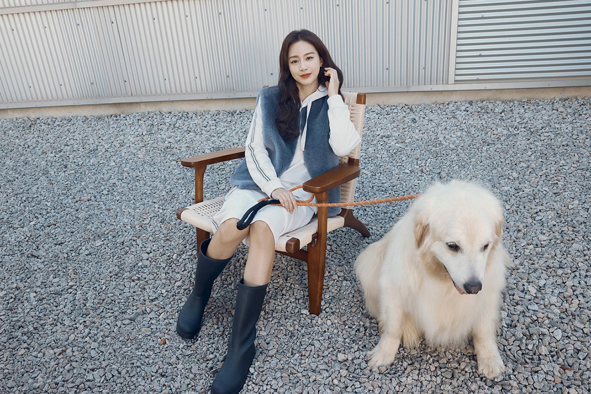 Style mùa đông của Kim Tae Hee xứng làm sách mẫu  cho chị em 30+: Thanh lịch, sành điệu và &quot;hack tuổi&quot; đỉnh cao- Ảnh 5.