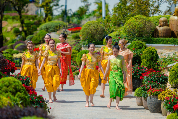 Cơ hội trở thành vị khách thứ 5 triệu tới núi Bà Đen với nhiều giải thưởng hấp dẫn - Ảnh 4. Cơ hội trở thành vị khách thứ 5 triệu tới núi Bà Đen với nhiều giải thưởng hấp dẫn - Ảnh 4.