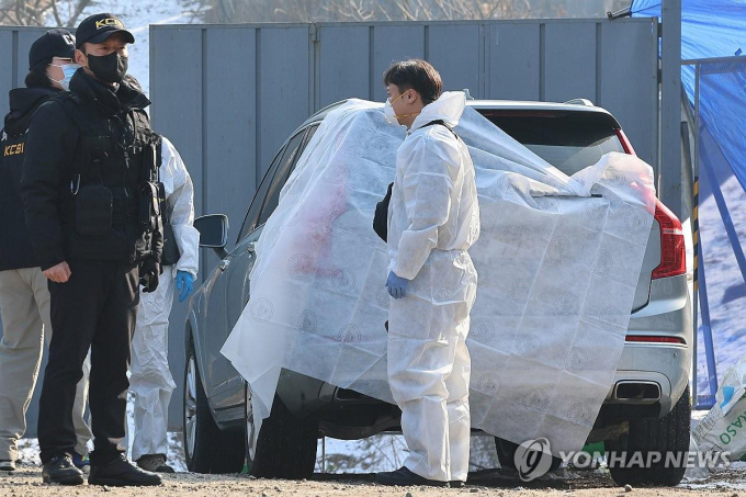 Cảnh sát Hàn Quốc khép lại vụ điều tra Lee Sun Kyun dùng ma túy, lên tiếng trước tin đồn bức cung tài tử - Ảnh 4.