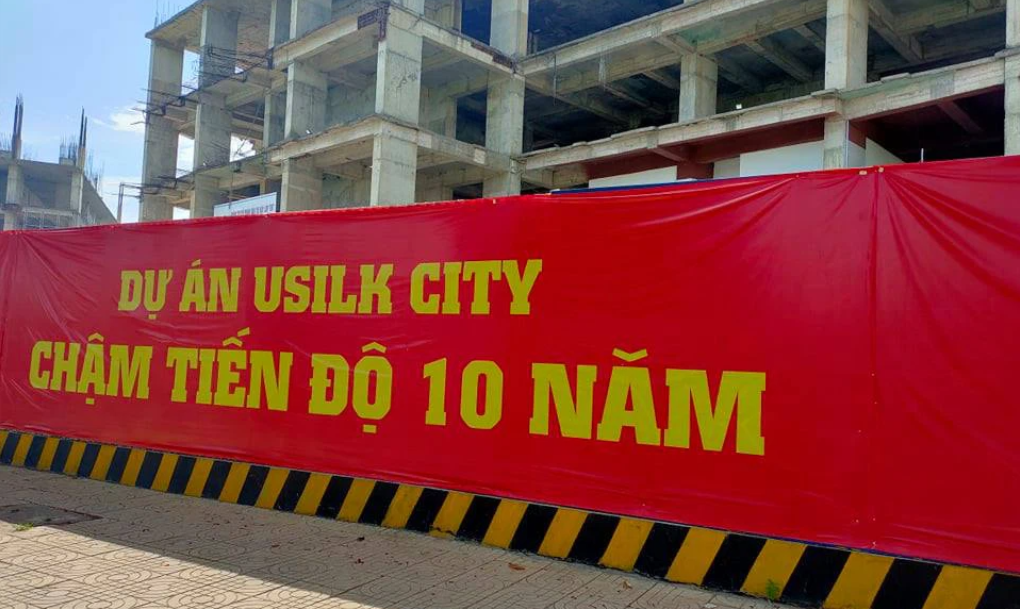 Cấm xuất cảnh chủ dự án chung cư ở Hà Nội 13 năm chưa bàn giao nhà cho khách- Ảnh 2.