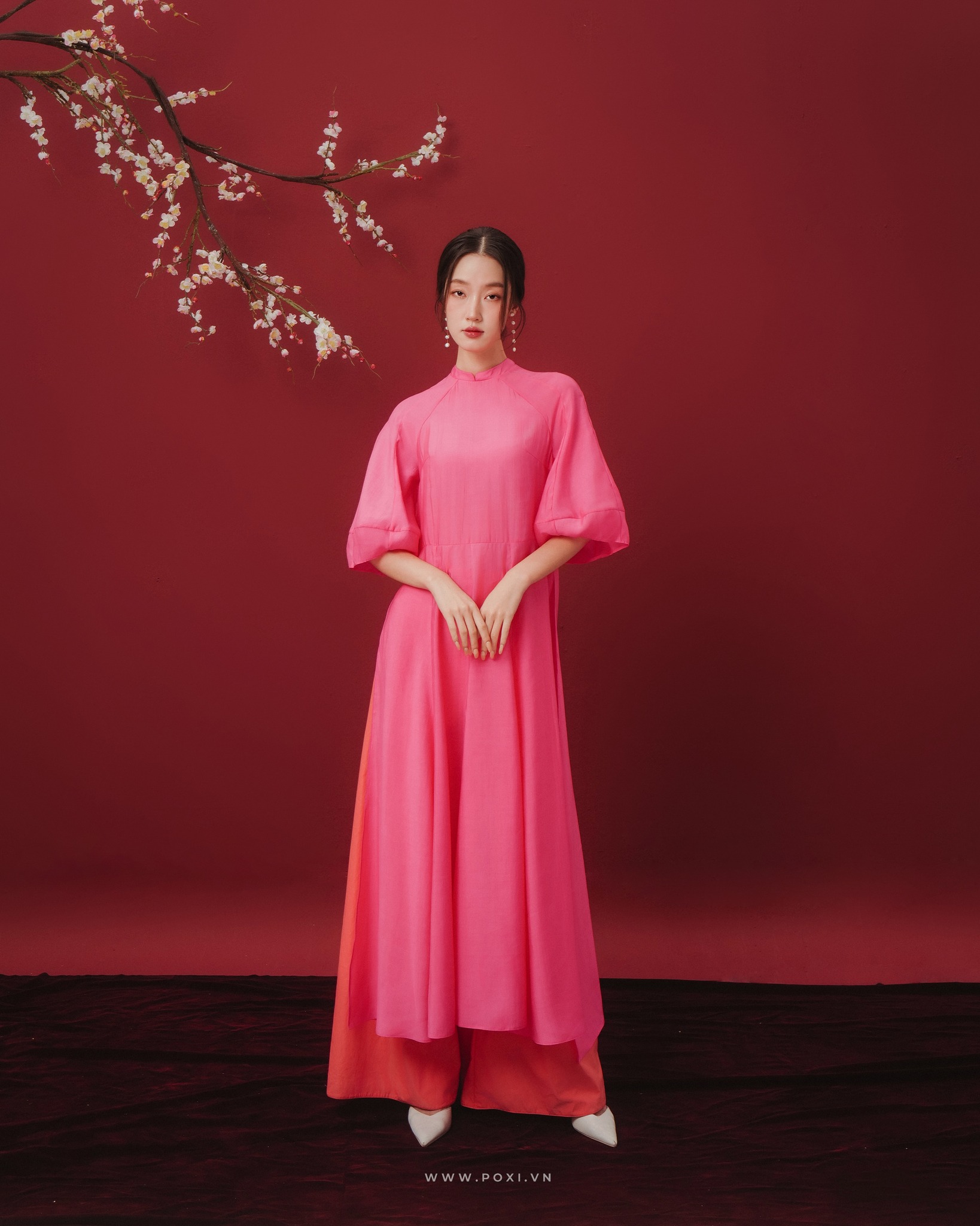 Áo dài trơn diện Tết: Nàng nào mê nét truyền thống, thanh lịch thì phải sắm ngay, giá chỉ từ 450.000 VNĐ- Ảnh 8. Áo dài trơn diện Tết: Nàng nào mê nét truyền thống, thanh lịch thì phải sắm ngay, giá chỉ từ 450.000 VNĐ- Ảnh 8.