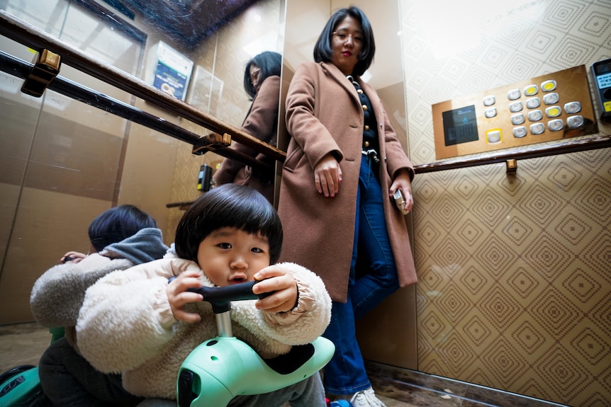 Khu vực cấm trẻ em ngày càng nhiều ở Hàn Quốc, sắp tới lại phổ biến cả nơi cấm teen và các cặp đôi- Ảnh 1.
