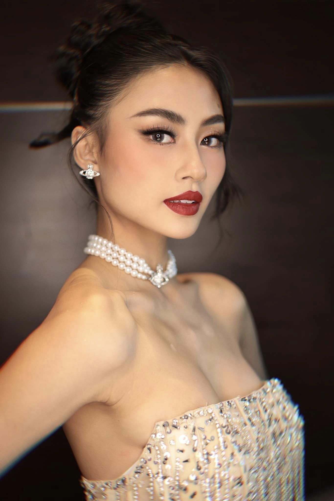 Tân Hoa hậu Hoàn vũ Việt Nam sinh năm 2001: Cựu học sinh trường chuyên, Á quân một cuộc thi nổi tiếng và là trò cưng của Vũ Thu Phương - Ảnh 5.