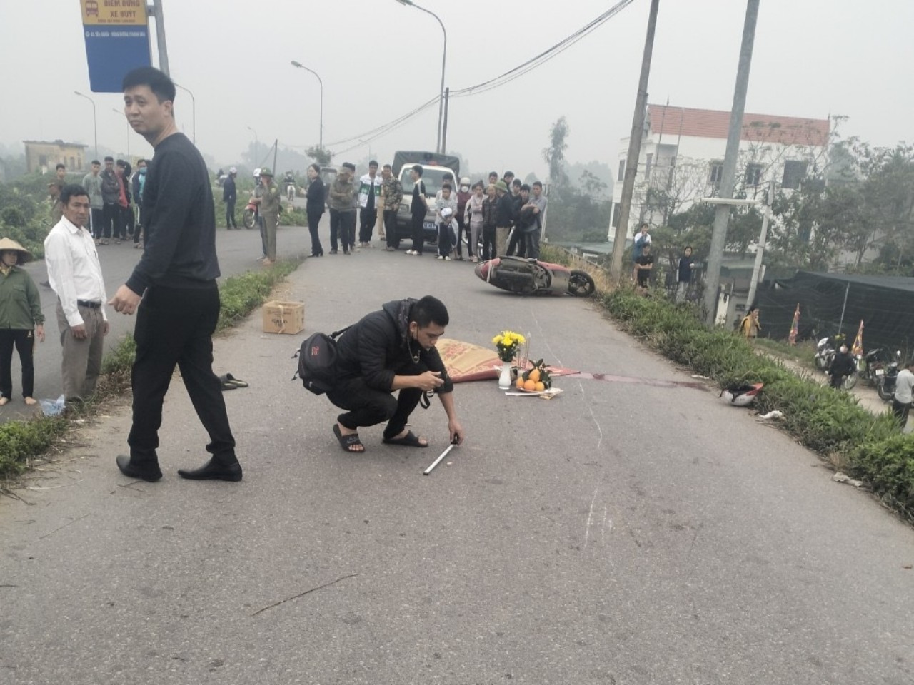 Tương lai mù mịt bé gái 6 tuổi sinh ra không có bố, mẹ mất vì tai nạn- Ảnh 2. Tương lai mù mịt bé gái 6 tuổi sinh ra không có bố, mẹ mất vì tai nạn- Ảnh 2.