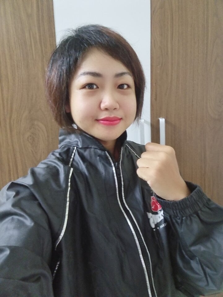 Người phụ nữ lột x&aacute;c ngoạn mục sau khi &lsquo;vứt bỏ&rsquo; 34 kg mỡ thừa trong một năm - Ảnh 3.