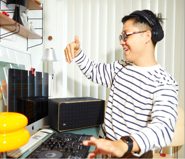 Chuyện những c&ocirc;ng d&acirc;n th&agrave;nh thị ho&agrave;i cổ trong &acirc;m nhạc - Ảnh 3.