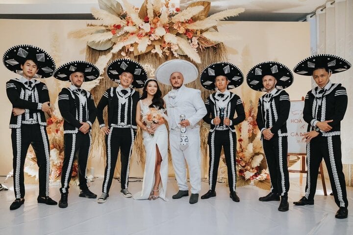 Ch&agrave;ng trai Mỹ vượt bao trắc trở, kh&oacute; khăn để lấy được c&ocirc; g&aacute;i miền T&acirc;y - Ảnh 5.