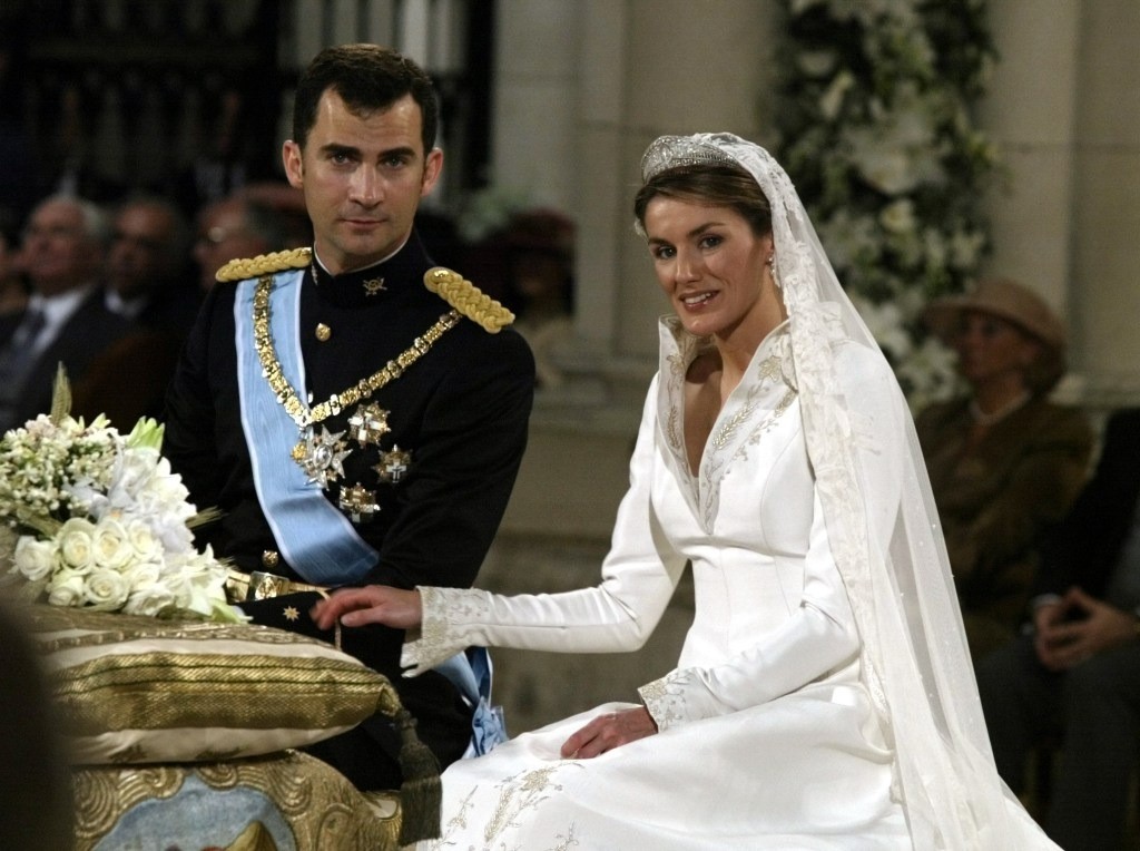 Đến lượt Hoàng gia Tây Ban Nha rung chuyển vì thông tin Hoàng hậu ngoại tình với em rể - Ảnh 2.