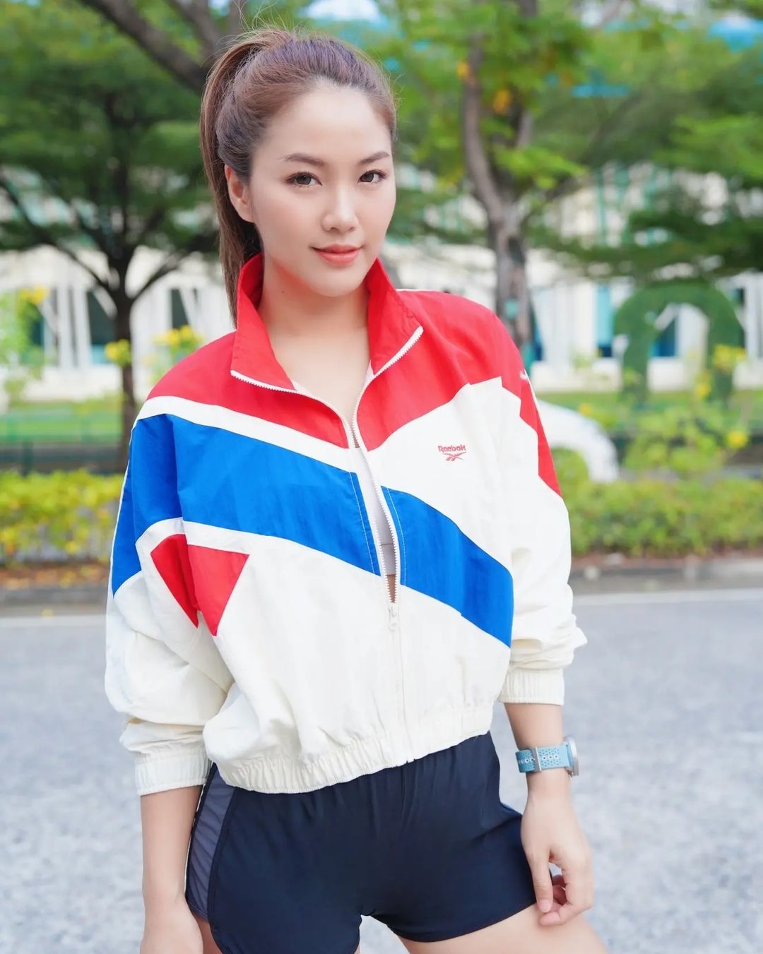 7 chiêu ăn cơm trắng không sợ tăng cân cho nàng công sở - Ảnh 1. 7 chiêu ăn cơm trắng không sợ tăng cân cho nàng công sở - Ảnh 1.