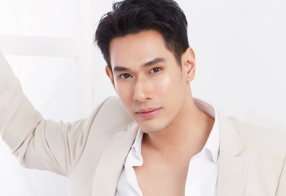 Tài tử đình đám Thái Lan mắc bệnh ung thư tim, nhập viện hóa trị đến 5 lần - Ảnh 2. Tài tử đình đám Thái Lan mắc bệnh ung thư tim, nhập viện hóa trị đến 5 lần - Ảnh 2.