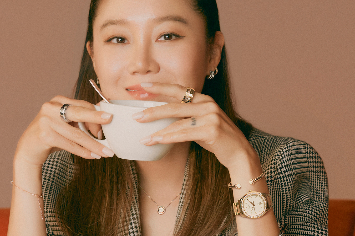 &ldquo;L&ecirc;n d&acirc;y c&oacute;t&rdquo; cho Lễ t&igrave;nh nh&acirc;n với cặp đồng hồ đ&ocirc;i Gong Hyo Jin đeo trong ng&agrave;y cưới v&agrave; 3 lựa chọn hấp dẫn kh&aacute;c - Ảnh 1.