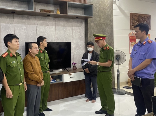 Đà Nẵng: Trưởng phòng và thủ quỹ Trường ĐH Bách khoa thụt két hơn 86 tỉ đồng - Ảnh 1. Đà Nẵng: Trưởng phòng và thủ quỹ Trường ĐH Bách khoa thụt két hơn 86 tỉ đồng - Ảnh 1.