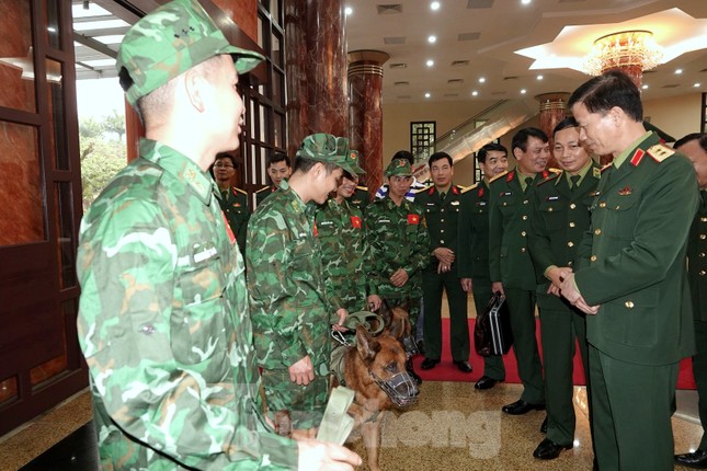 Quân y, công binh, huấn luyện viên và chó nghiệp vụ Biên phòng Việt Nam sang hỗ trợ Thổ Nhĩ Kỳ - Ảnh 3.