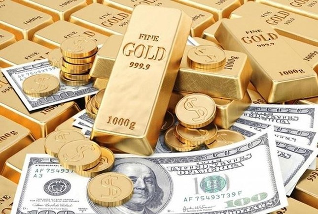 Giá vàng giảm, USD nhích tăng - Ảnh 1.