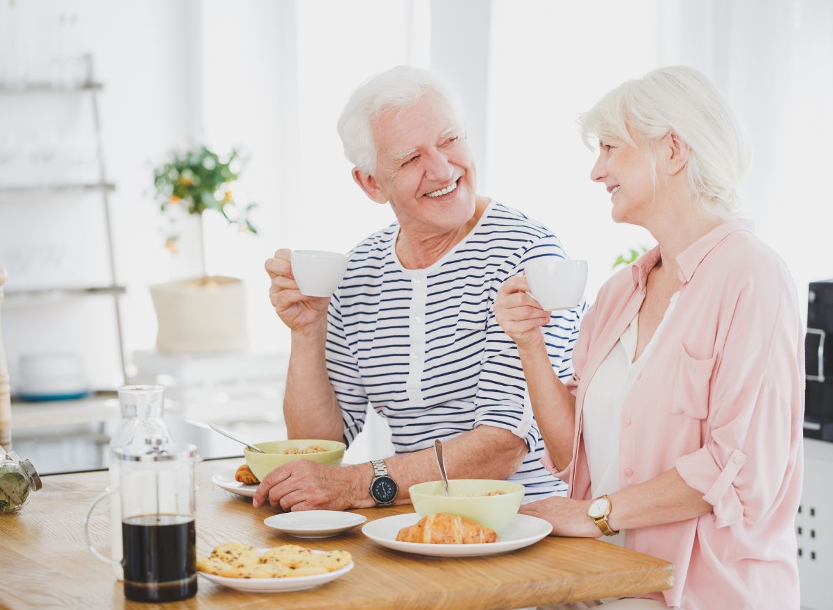 Khoa học nói gì về thói quen ăn uống thực sự làm chậm quá trình lão hóa - Ảnh 5.
