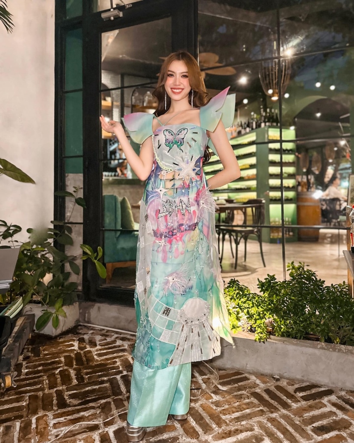 Lối ăn mặc gợi cảm của Thanh Thanh Huyền tại Miss Charm 2023 - Ảnh 11.