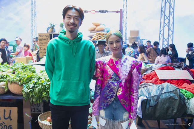Những cặp đôi được mong chờ công khai hẹn hò ngày 14/2: Người lộ loạt hint chất lượng, người đã về ra mắt gia đình? - Ảnh 10. Những cặp đôi được mong chờ công khai hẹn hò ngày 14/2: Người lộ loạt hint chất lượng, người đã về ra mắt gia đình? - Ảnh 10.