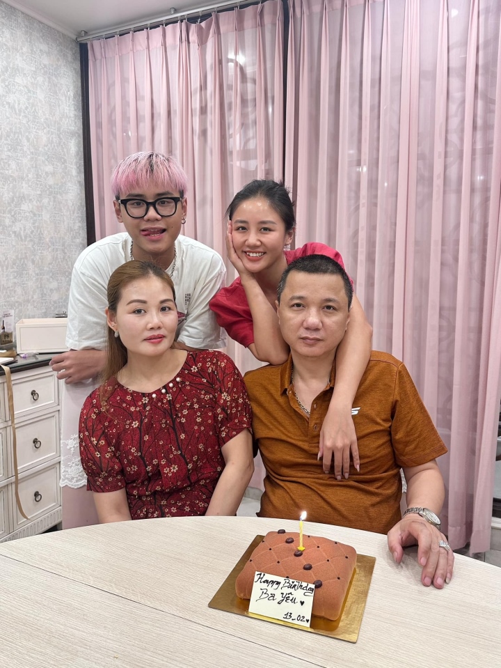 Sao Việt 14/2: NSND Công Lý đi quay talkshow, Mai Phương Thuý úp mở nhớ ai đó - Ảnh 7. Sao Việt 14/2: NSND Công Lý đi quay talkshow, Mai Phương Thuý úp mở nhớ ai đó - Ảnh 7.