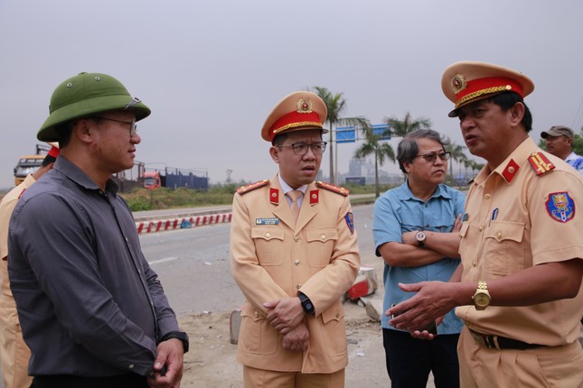 Vụ tai nạn làm 8 người chết ở Quảng Nam: Xe khách chở vượt số người quy định, chạy quá tốc độ - Ảnh 2.