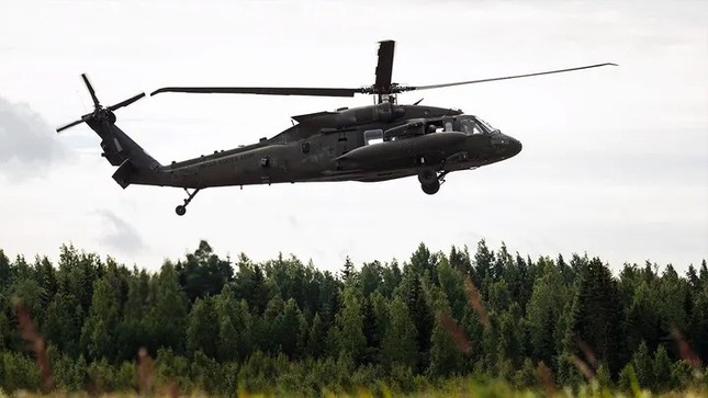 Mỹ: Trực thăng Black Hawk lao xuống đường, không ai sống sót - Ảnh 4.