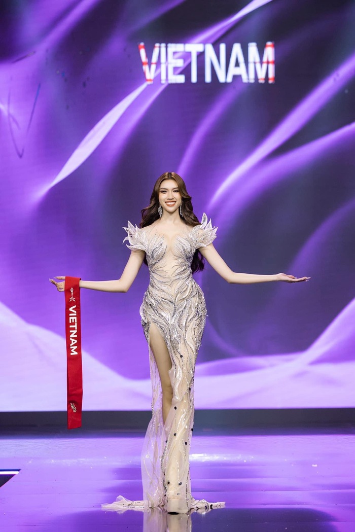 Thanh Thanh Huyền có chia sẻ đầu tiên sau khi dừng chân tại Top 20 Miss Charm - Ảnh 2.