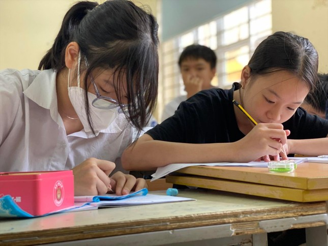 Thi tuyển lớp 10 tại Hà Nội: Không nên gây áp lực cho thí sinh - Ảnh 1.