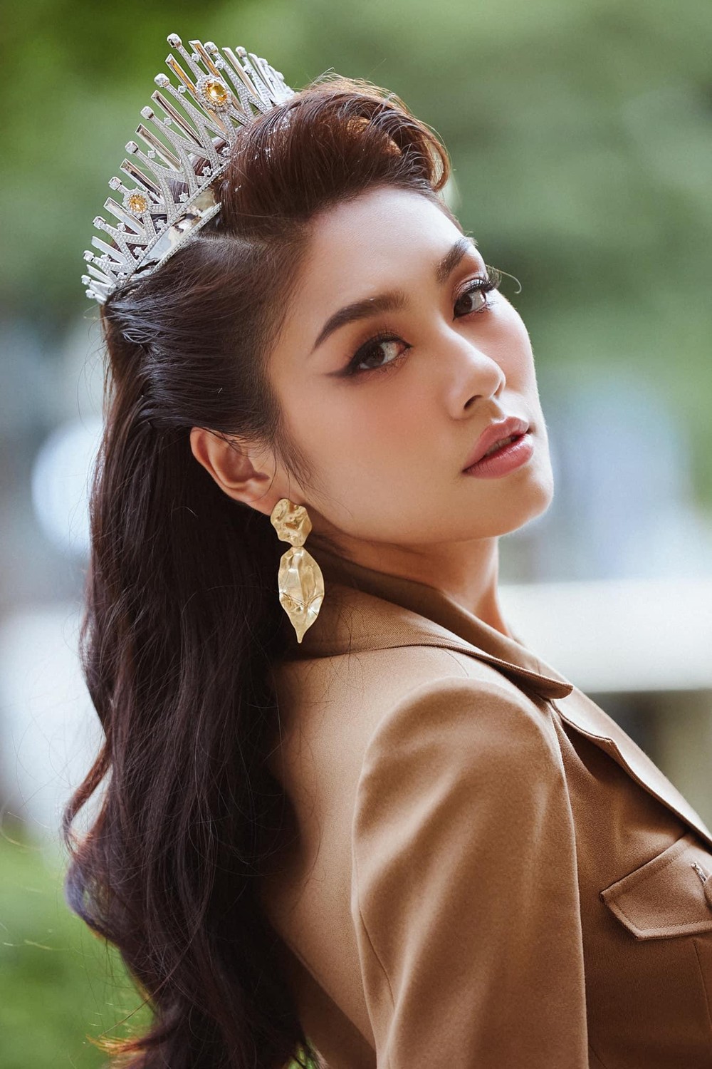 Thảo Nhi Lê còn cơ hội nào để chinh chiến quốc tế nếu mất suất dự thi Miss Universe? - Ảnh 1.